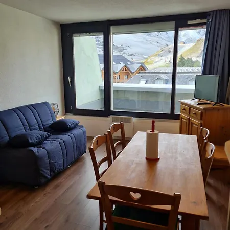 Daire Centre Village ; Vue Imprenable La Mongie